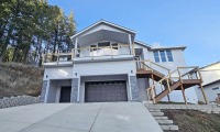 US Treasury Real Estate Auction - 812 Hawk Dr, Silverton, OR