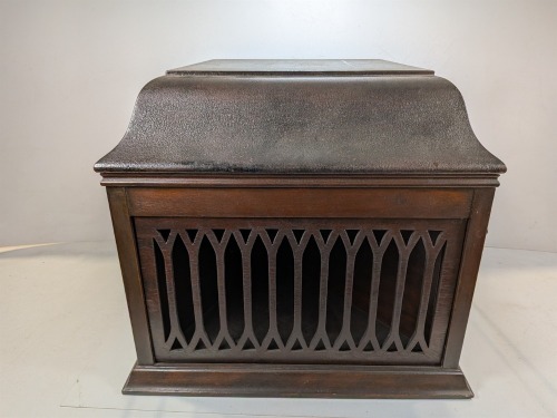 Sonora Wind-Up Gramophone
