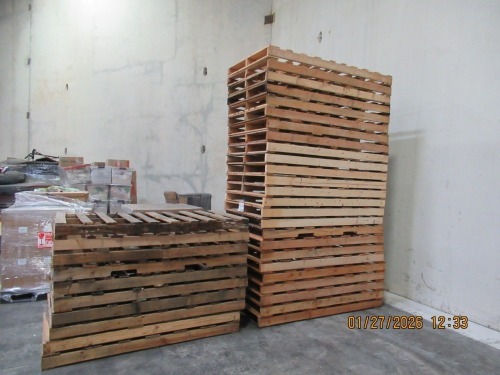 Wooden Pallets (Labeling Svcs/Puyallup, WA)