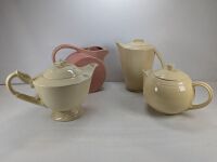 (4) Vernon Kilns Pottery