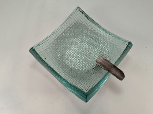 Stephen Schlanser Art Glass Ashtray