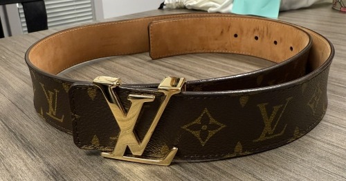 Louis Vuitton Belt (Pompano Beach, FL)