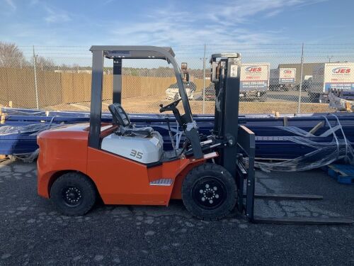 MachPro Diesel Forklift (Virginia Beach, VA)