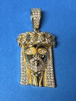 10K Gold Pendant (Guaynabo, PR)