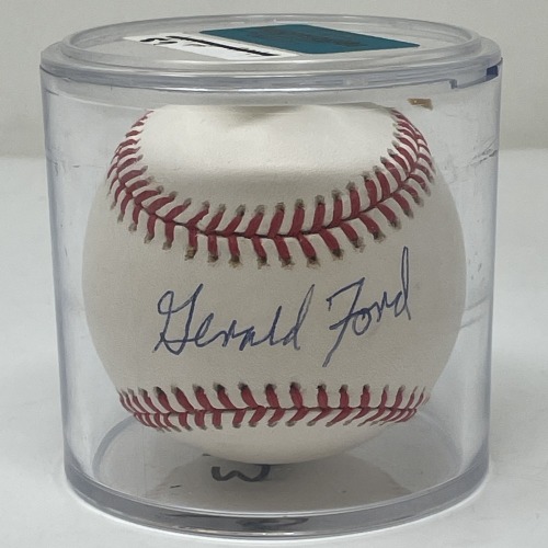 Gerald Ford signed Baseball (Dayton, NJ)