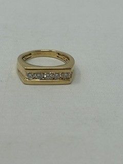 14K Gold & Diamond Band (Laredo, TX)