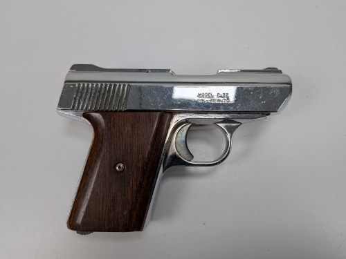 Davis Industies P-32 Pistol