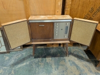 "General Electric" Record Player Cabinet