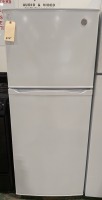 GE Apartment Refrigerator