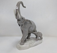 LLADRO Elephant Statue