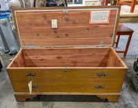 Lane "Aroma-Tite" Chest