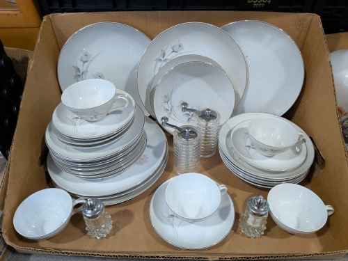 Harmony House Dishware