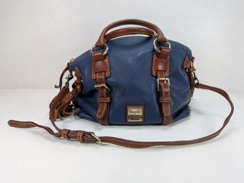 Dooney & Bourke Purse