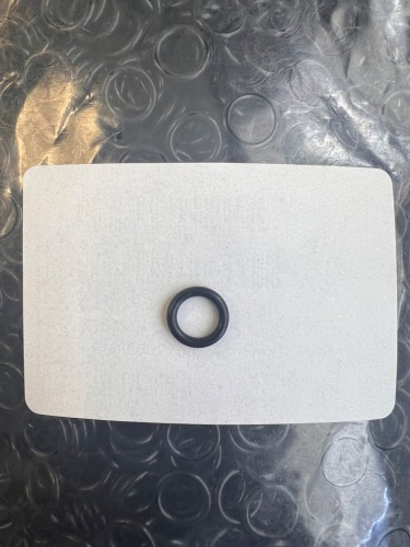 Rubber O-Rings/Screws (Charles Dorsch/San Diego, CA)