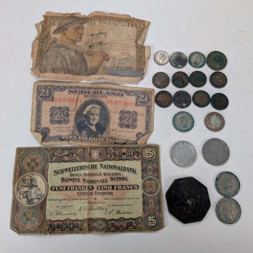 Foreign Paper Notes & Coins