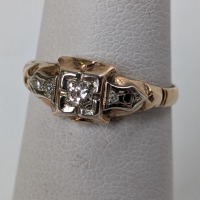14K Yellow Gold Diamond Ring