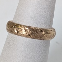 10K Yellow Gold Band