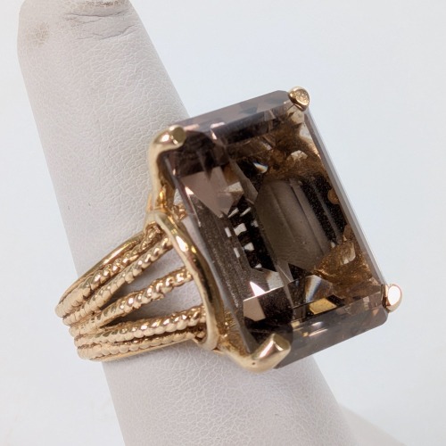 14K Yellow Gold Quartz Ring