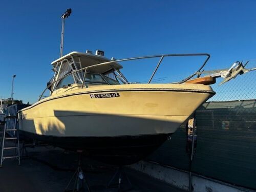1988 25' Pursuit 2550 Walkaround (Spring Valley, CA) - 2026565800018602-002-0000