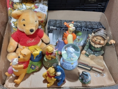 Disney Themed Collectibles & Decor