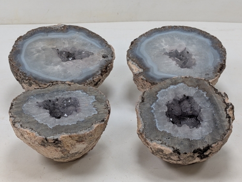 (4) Geodes
