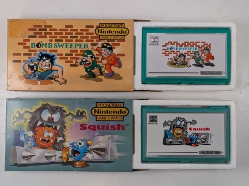 (2) Pocket Nintendos