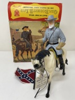 General Robert E. Lee Travel Box Figure (Dayton, NJ)