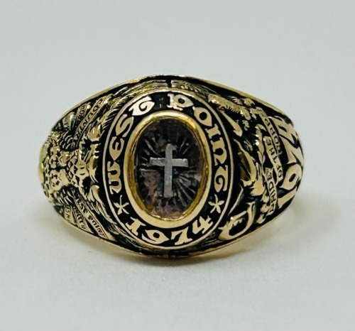 West Point Class Ring (Dayton, NJ)