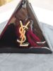 St. Laurent YSL Mini Pyramid Vernice Patent Leather Softly Nero Bag (Laredo, TX) - 2