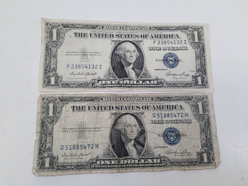 (2) $1 1935E Paper Notes