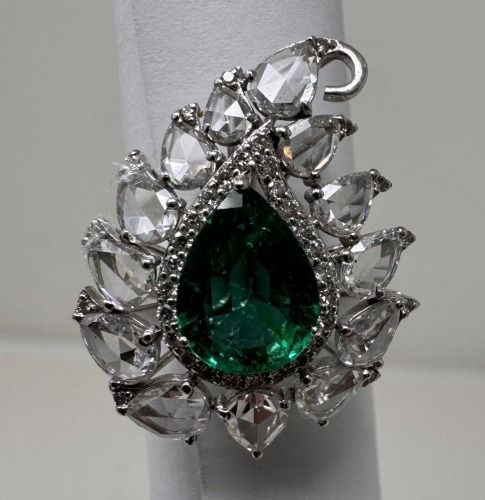 18K Gold, Diamond & Emerald Ring (Dayton, NJ)