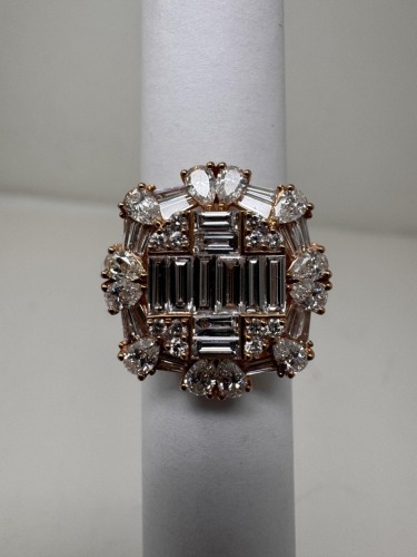 18K Gold & Diamond Ring (Dayton, NJ)