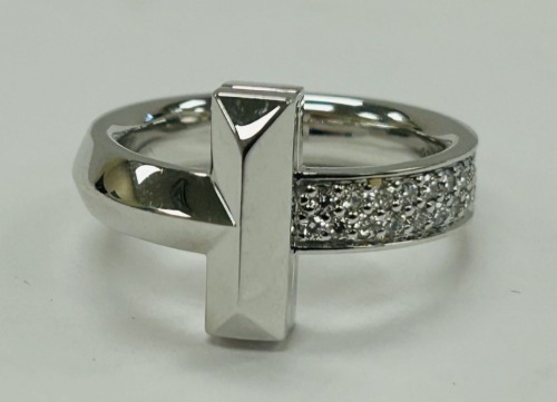 18K Tiffany & Co. Gold & Diamond Ring (Dayton, NJ)