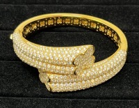 18K Gold & Diamond Bangle Bracelet (Dayton, NJ)