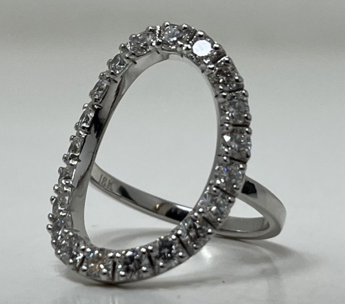 18K Gold & Diamond Ring (Dayton, NJ)