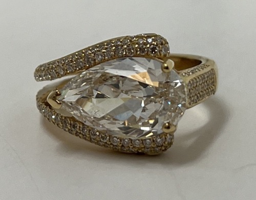 18K Savransky Gold & Diamond Ring (Dayton, NJ)