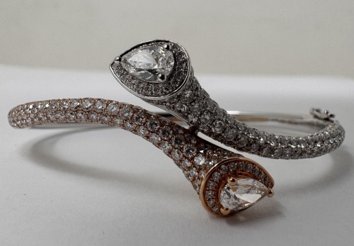 18K Gold & Diamond Bracelet (Dayton, NJ)