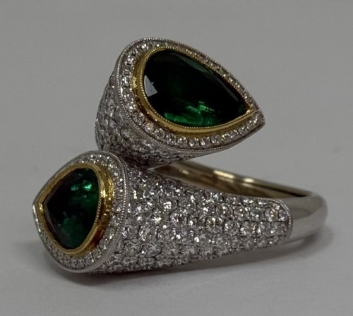 18K Gold Emerald & Diamond Ring (Dayton, NJ)