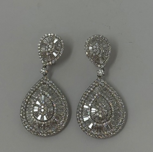 18K Gold & Diamond Earrings (Dayton, NJ)
