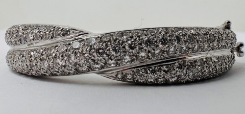 18K Gold & Diamond Bangle Bracelet (Dayton, NJ)