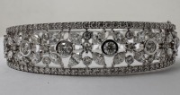 18K Gold & Diamond Bangle Bracelet (Dayton, NJ)
