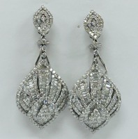 18K Gold Diamond Earrings (Dayton, NJ)