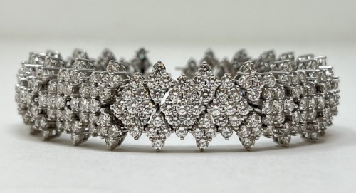 Platinum Diamond Bracelet (Dayton, NJ)