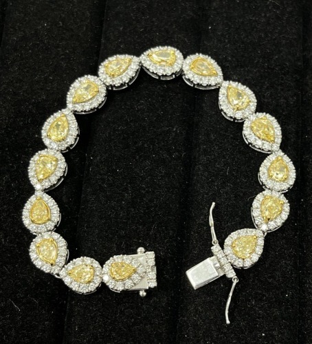 Gold Diamond Bracelet (Dayton, NJ)