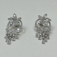 18K Gold Diamond Earrings (Dayton, NJ)