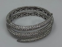 18K Gold Diamond Hindged Bracelet (Dayton, NJ)