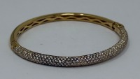 18K Gold Diamond Hindged Bangle Bracelet (Dayton, NJ)
