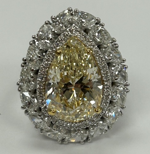 18K Gold Diamond Ring (Dayton, NJ)