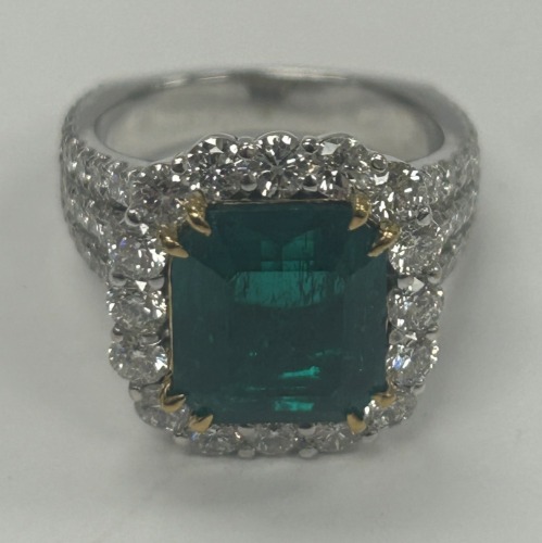 18KW Gold, Diamond & Emerald Ring (Dayton, NJ)
