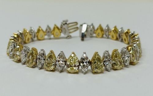 18K Gold & Diamond Bracelet (Dayton, NJ)